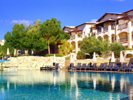Роскошный пятизвездочный отель, элегантные виллы и апартаменты Aphrodite Hills 